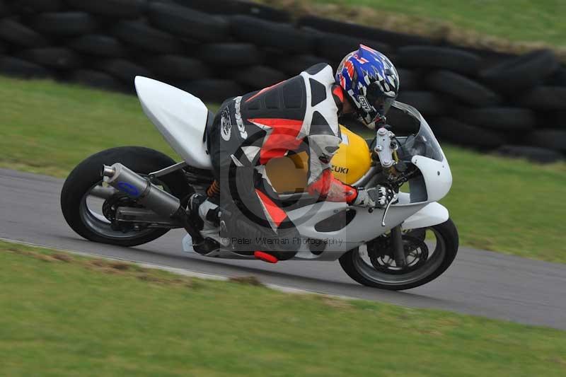 Motorcycle action photographs;anglesey circuit;anglesey trackday photographs;event digital images;eventdigitalimages;no limits trackday;oulton park circuit cheshire;peter wileman photography;trackday;trackday digital images;trackday photos;ty croes circuit wales