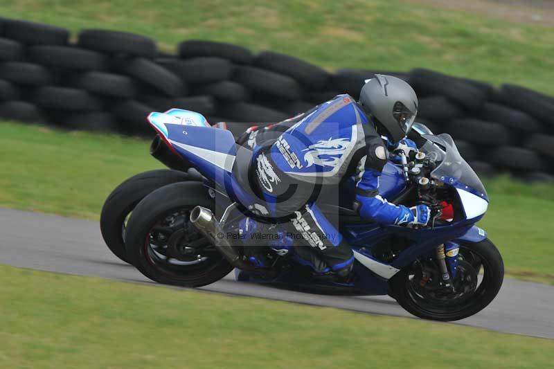 Motorcycle action photographs;anglesey circuit;anglesey trackday photographs;event digital images;eventdigitalimages;no limits trackday;oulton park circuit cheshire;peter wileman photography;trackday;trackday digital images;trackday photos;ty croes circuit wales