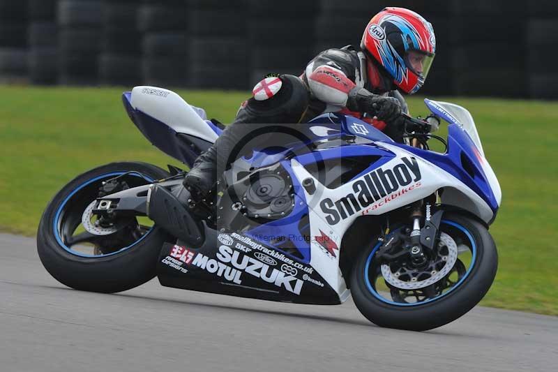 Motorcycle action photographs;anglesey circuit;anglesey trackday photographs;event digital images;eventdigitalimages;no limits trackday;oulton park circuit cheshire;peter wileman photography;trackday;trackday digital images;trackday photos;ty croes circuit wales