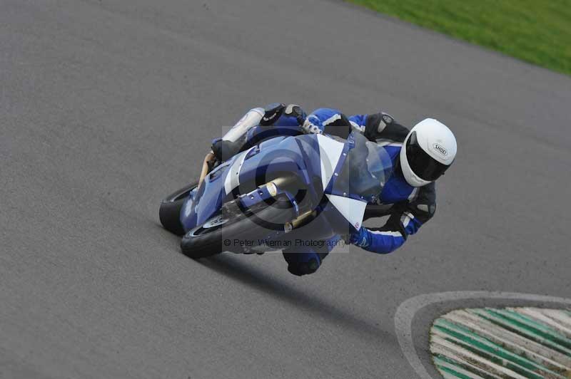 Motorcycle action photographs;anglesey circuit;anglesey trackday photographs;event digital images;eventdigitalimages;no limits trackday;oulton park circuit cheshire;peter wileman photography;trackday;trackday digital images;trackday photos;ty croes circuit wales