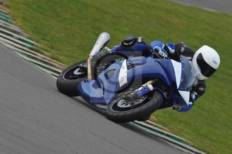 Motorcycle action photographs;anglesey circuit;anglesey trackday photographs;event digital images;eventdigitalimages;no limits trackday;oulton park circuit cheshire;peter wileman photography;trackday;trackday digital images;trackday photos;ty croes circuit wales