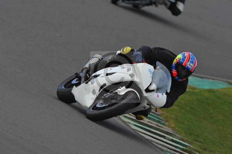 Motorcycle action photographs;anglesey circuit;anglesey trackday photographs;event digital images;eventdigitalimages;no limits trackday;oulton park circuit cheshire;peter wileman photography;trackday;trackday digital images;trackday photos;ty croes circuit wales