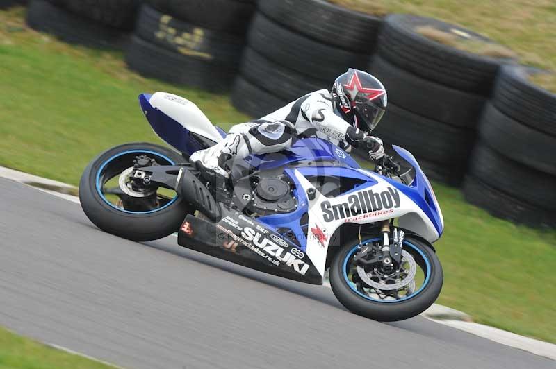 Motorcycle action photographs;anglesey circuit;anglesey trackday photographs;event digital images;eventdigitalimages;no limits trackday;oulton park circuit cheshire;peter wileman photography;trackday;trackday digital images;trackday photos;ty croes circuit wales