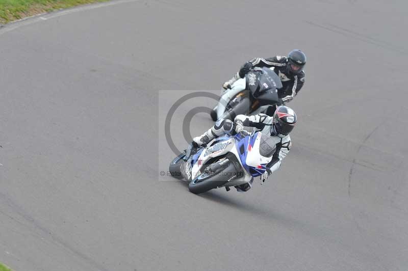 Motorcycle action photographs;anglesey circuit;anglesey trackday photographs;event digital images;eventdigitalimages;no limits trackday;oulton park circuit cheshire;peter wileman photography;trackday;trackday digital images;trackday photos;ty croes circuit wales