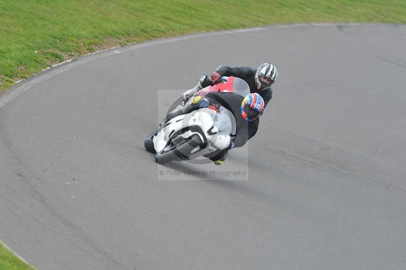 Motorcycle action photographs;anglesey circuit;anglesey trackday photographs;event digital images;eventdigitalimages;no limits trackday;oulton park circuit cheshire;peter wileman photography;trackday;trackday digital images;trackday photos;ty croes circuit wales