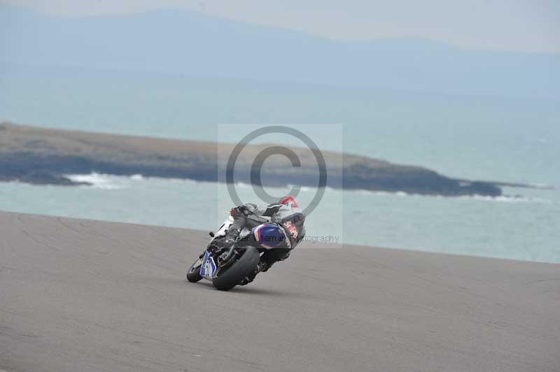 Motorcycle action photographs;anglesey circuit;anglesey trackday photographs;event digital images;eventdigitalimages;no limits trackday;oulton park circuit cheshire;peter wileman photography;trackday;trackday digital images;trackday photos;ty croes circuit wales