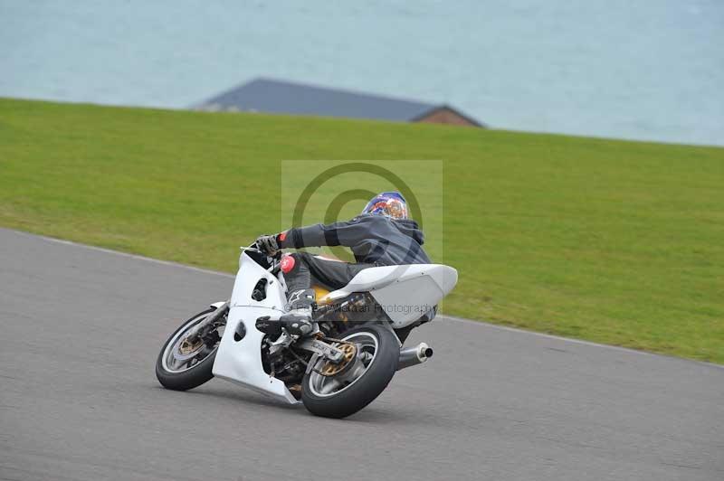 Motorcycle action photographs;anglesey circuit;anglesey trackday photographs;event digital images;eventdigitalimages;no limits trackday;oulton park circuit cheshire;peter wileman photography;trackday;trackday digital images;trackday photos;ty croes circuit wales