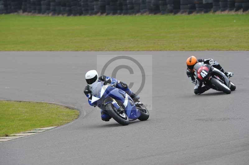 Motorcycle action photographs;anglesey circuit;anglesey trackday photographs;event digital images;eventdigitalimages;no limits trackday;oulton park circuit cheshire;peter wileman photography;trackday;trackday digital images;trackday photos;ty croes circuit wales