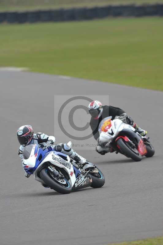 Motorcycle action photographs;anglesey circuit;anglesey trackday photographs;event digital images;eventdigitalimages;no limits trackday;oulton park circuit cheshire;peter wileman photography;trackday;trackday digital images;trackday photos;ty croes circuit wales