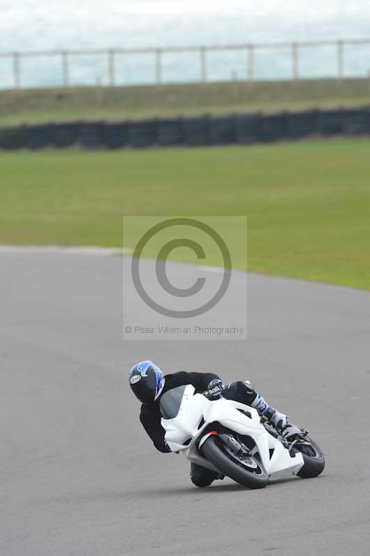 Motorcycle action photographs;anglesey circuit;anglesey trackday photographs;event digital images;eventdigitalimages;no limits trackday;oulton park circuit cheshire;peter wileman photography;trackday;trackday digital images;trackday photos;ty croes circuit wales