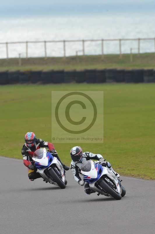 Motorcycle action photographs;anglesey circuit;anglesey trackday photographs;event digital images;eventdigitalimages;no limits trackday;oulton park circuit cheshire;peter wileman photography;trackday;trackday digital images;trackday photos;ty croes circuit wales