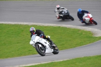 Motorcycle-action-photographs;anglesey-circuit;anglesey-trackday-photographs;event-digital-images;eventdigitalimages;no-limits-trackday;oulton-park-circuit-cheshire;peter-wileman-photography;trackday;trackday-digital-images;trackday-photos;ty-croes-circuit-wales