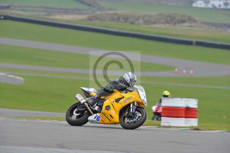 Motorcycle action photographs;anglesey circuit;anglesey trackday photographs;event digital images;eventdigitalimages;no limits trackday;oulton park circuit cheshire;peter wileman photography;trackday;trackday digital images;trackday photos;ty croes circuit wales