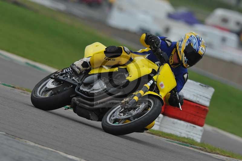 Motorcycle action photographs;anglesey circuit;anglesey trackday photographs;event digital images;eventdigitalimages;no limits trackday;oulton park circuit cheshire;peter wileman photography;trackday;trackday digital images;trackday photos;ty croes circuit wales