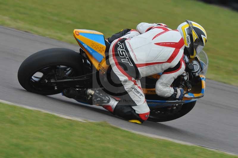 Motorcycle action photographs;anglesey circuit;anglesey trackday photographs;event digital images;eventdigitalimages;no limits trackday;oulton park circuit cheshire;peter wileman photography;trackday;trackday digital images;trackday photos;ty croes circuit wales