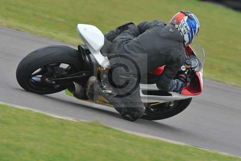 Motorcycle action photographs;anglesey circuit;anglesey trackday photographs;event digital images;eventdigitalimages;no limits trackday;oulton park circuit cheshire;peter wileman photography;trackday;trackday digital images;trackday photos;ty croes circuit wales