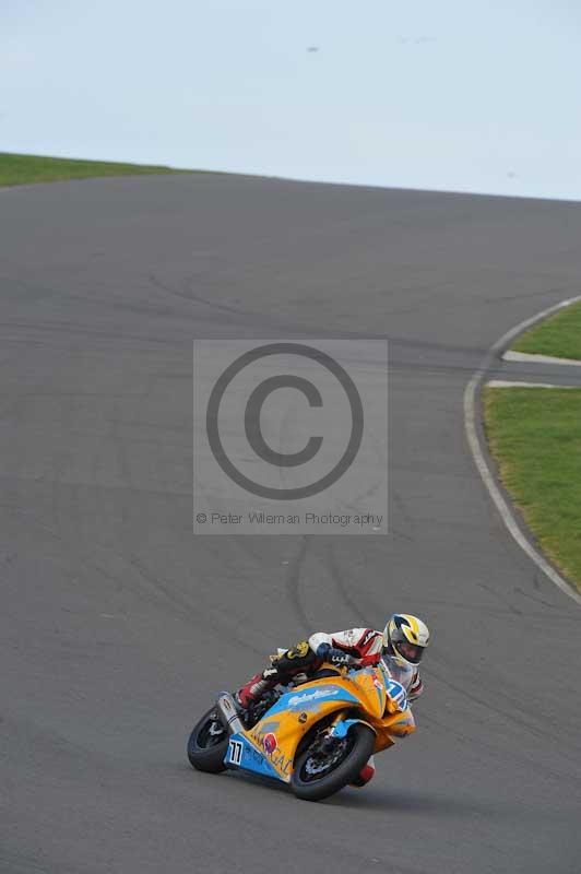 Motorcycle action photographs;anglesey circuit;anglesey trackday photographs;event digital images;eventdigitalimages;no limits trackday;oulton park circuit cheshire;peter wileman photography;trackday;trackday digital images;trackday photos;ty croes circuit wales