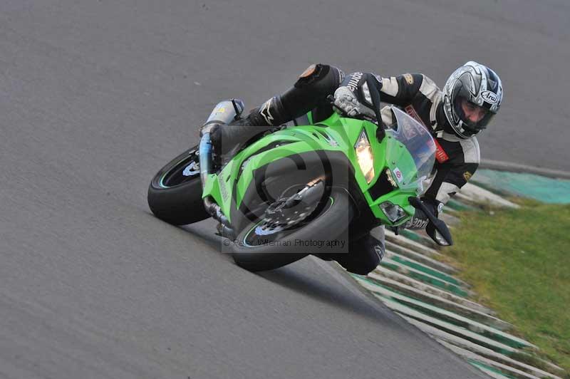 Motorcycle action photographs;anglesey circuit;anglesey trackday photographs;event digital images;eventdigitalimages;no limits trackday;oulton park circuit cheshire;peter wileman photography;trackday;trackday digital images;trackday photos;ty croes circuit wales