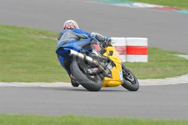 Motorcycle action photographs;anglesey circuit;anglesey trackday photographs;event digital images;eventdigitalimages;no limits trackday;oulton park circuit cheshire;peter wileman photography;trackday;trackday digital images;trackday photos;ty croes circuit wales
