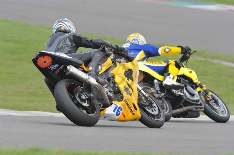 Motorcycle action photographs;anglesey circuit;anglesey trackday photographs;event digital images;eventdigitalimages;no limits trackday;oulton park circuit cheshire;peter wileman photography;trackday;trackday digital images;trackday photos;ty croes circuit wales