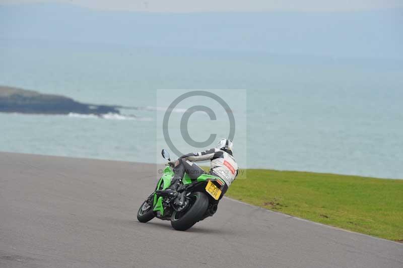 Motorcycle action photographs;anglesey circuit;anglesey trackday photographs;event digital images;eventdigitalimages;no limits trackday;oulton park circuit cheshire;peter wileman photography;trackday;trackday digital images;trackday photos;ty croes circuit wales