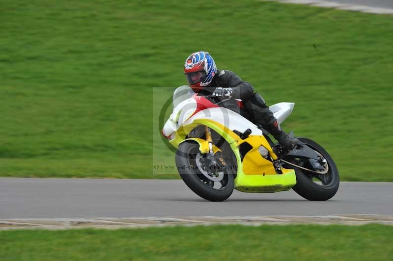 Motorcycle action photographs;anglesey circuit;anglesey trackday photographs;event digital images;eventdigitalimages;no limits trackday;oulton park circuit cheshire;peter wileman photography;trackday;trackday digital images;trackday photos;ty croes circuit wales