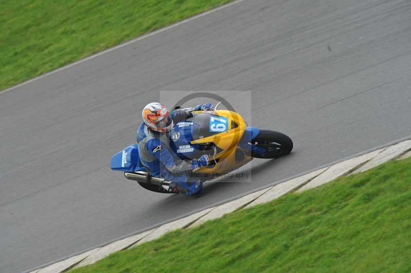 Motorcycle action photographs;anglesey circuit;anglesey trackday photographs;event digital images;eventdigitalimages;no limits trackday;oulton park circuit cheshire;peter wileman photography;trackday;trackday digital images;trackday photos;ty croes circuit wales