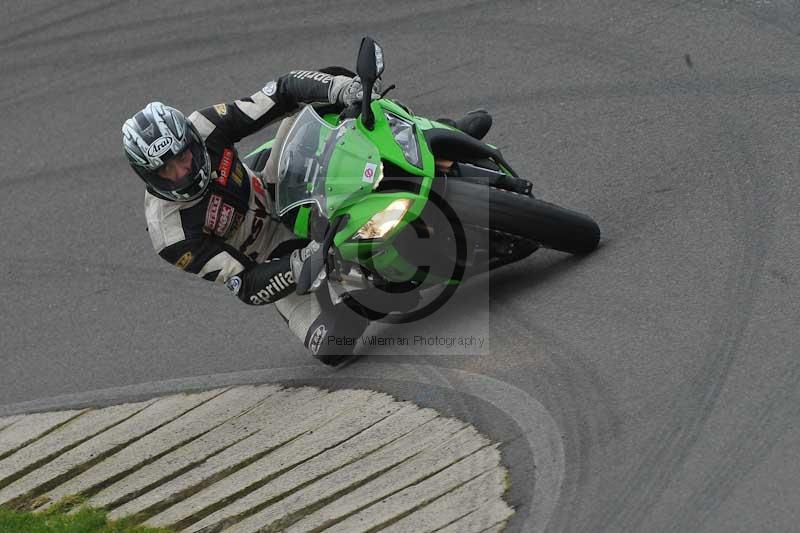 Motorcycle action photographs;anglesey circuit;anglesey trackday photographs;event digital images;eventdigitalimages;no limits trackday;oulton park circuit cheshire;peter wileman photography;trackday;trackday digital images;trackday photos;ty croes circuit wales