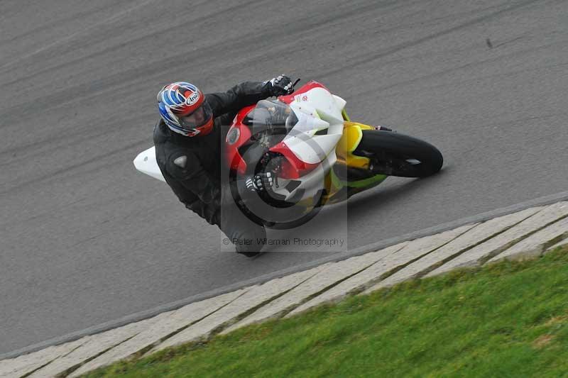 Motorcycle action photographs;anglesey circuit;anglesey trackday photographs;event digital images;eventdigitalimages;no limits trackday;oulton park circuit cheshire;peter wileman photography;trackday;trackday digital images;trackday photos;ty croes circuit wales