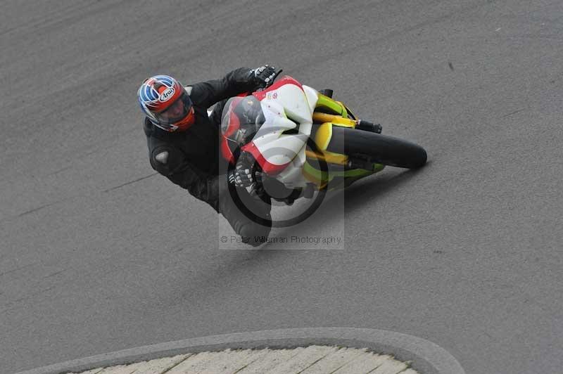 Motorcycle action photographs;anglesey circuit;anglesey trackday photographs;event digital images;eventdigitalimages;no limits trackday;oulton park circuit cheshire;peter wileman photography;trackday;trackday digital images;trackday photos;ty croes circuit wales