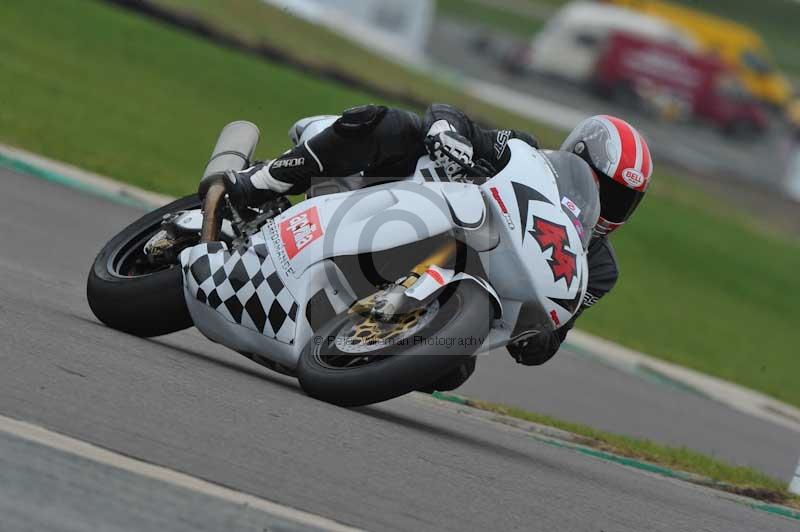 Motorcycle action photographs;anglesey circuit;anglesey trackday photographs;event digital images;eventdigitalimages;no limits trackday;oulton park circuit cheshire;peter wileman photography;trackday;trackday digital images;trackday photos;ty croes circuit wales