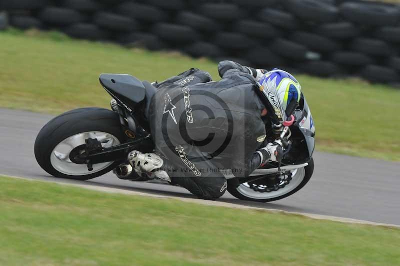 Motorcycle action photographs;anglesey circuit;anglesey trackday photographs;event digital images;eventdigitalimages;no limits trackday;oulton park circuit cheshire;peter wileman photography;trackday;trackday digital images;trackday photos;ty croes circuit wales