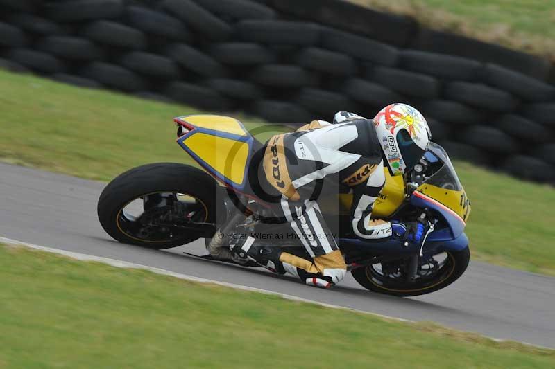 Motorcycle action photographs;anglesey circuit;anglesey trackday photographs;event digital images;eventdigitalimages;no limits trackday;oulton park circuit cheshire;peter wileman photography;trackday;trackday digital images;trackday photos;ty croes circuit wales