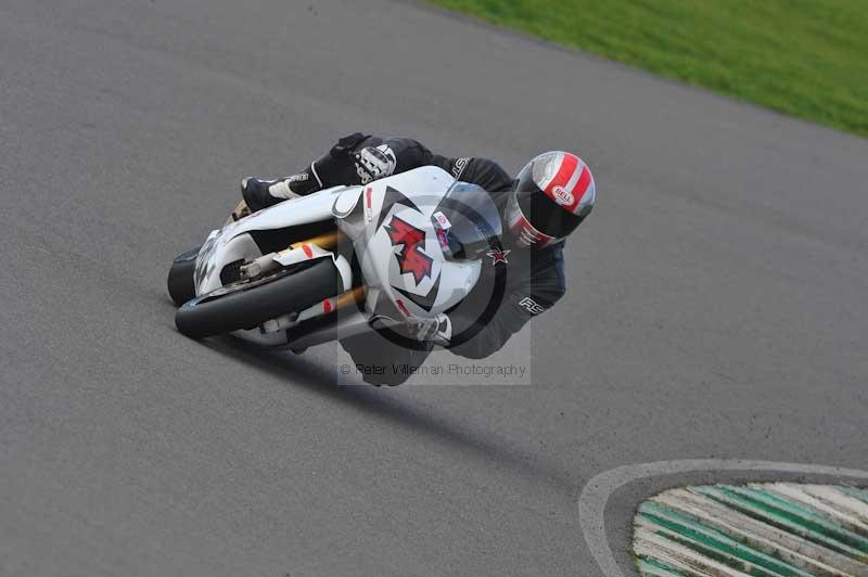 Motorcycle action photographs;anglesey circuit;anglesey trackday photographs;event digital images;eventdigitalimages;no limits trackday;oulton park circuit cheshire;peter wileman photography;trackday;trackday digital images;trackday photos;ty croes circuit wales
