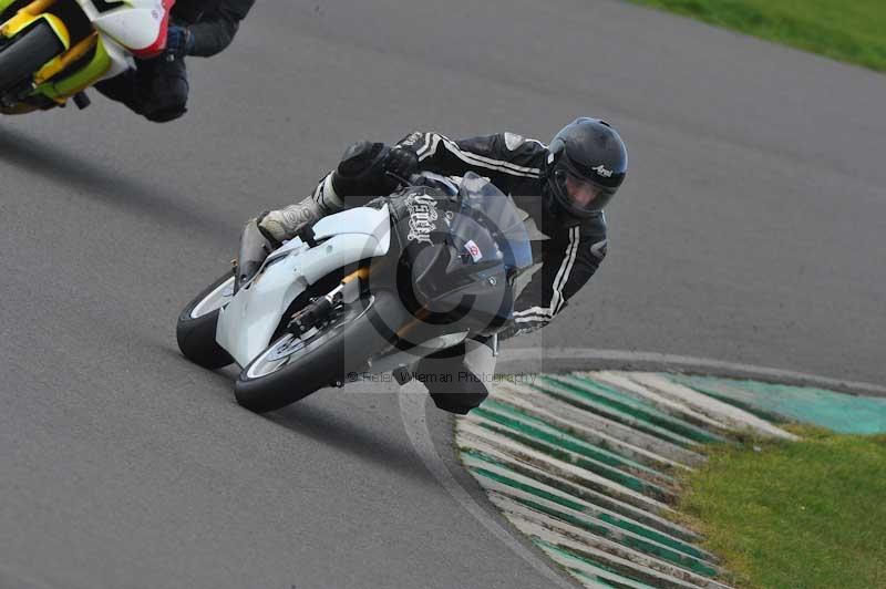 Motorcycle action photographs;anglesey circuit;anglesey trackday photographs;event digital images;eventdigitalimages;no limits trackday;oulton park circuit cheshire;peter wileman photography;trackday;trackday digital images;trackday photos;ty croes circuit wales