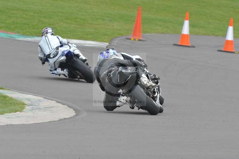 Motorcycle action photographs;anglesey circuit;anglesey trackday photographs;event digital images;eventdigitalimages;no limits trackday;oulton park circuit cheshire;peter wileman photography;trackday;trackday digital images;trackday photos;ty croes circuit wales