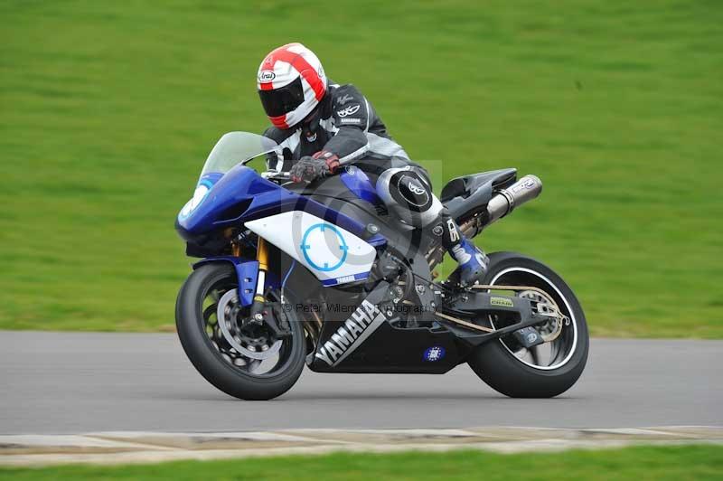 Motorcycle action photographs;anglesey circuit;anglesey trackday photographs;event digital images;eventdigitalimages;no limits trackday;oulton park circuit cheshire;peter wileman photography;trackday;trackday digital images;trackday photos;ty croes circuit wales