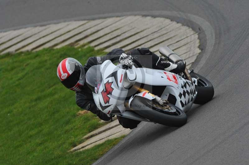 Motorcycle action photographs;anglesey circuit;anglesey trackday photographs;event digital images;eventdigitalimages;no limits trackday;oulton park circuit cheshire;peter wileman photography;trackday;trackday digital images;trackday photos;ty croes circuit wales