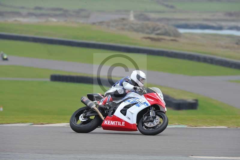 Motorcycle action photographs;anglesey circuit;anglesey trackday photographs;event digital images;eventdigitalimages;no limits trackday;oulton park circuit cheshire;peter wileman photography;trackday;trackday digital images;trackday photos;ty croes circuit wales