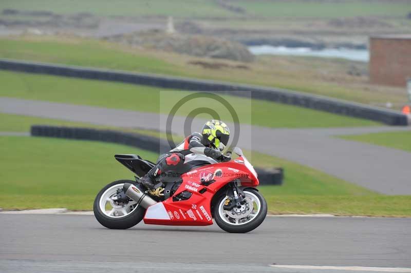 Motorcycle action photographs;anglesey circuit;anglesey trackday photographs;event digital images;eventdigitalimages;no limits trackday;oulton park circuit cheshire;peter wileman photography;trackday;trackday digital images;trackday photos;ty croes circuit wales