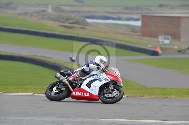 Motorcycle action photographs;anglesey circuit;anglesey trackday photographs;event digital images;eventdigitalimages;no limits trackday;oulton park circuit cheshire;peter wileman photography;trackday;trackday digital images;trackday photos;ty croes circuit wales