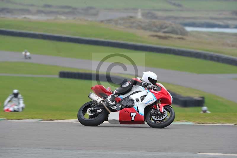 Motorcycle action photographs;anglesey circuit;anglesey trackday photographs;event digital images;eventdigitalimages;no limits trackday;oulton park circuit cheshire;peter wileman photography;trackday;trackday digital images;trackday photos;ty croes circuit wales