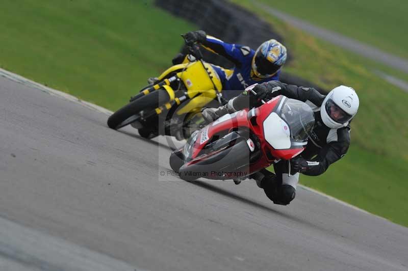 Motorcycle action photographs;anglesey circuit;anglesey trackday photographs;event digital images;eventdigitalimages;no limits trackday;oulton park circuit cheshire;peter wileman photography;trackday;trackday digital images;trackday photos;ty croes circuit wales