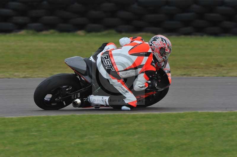 Motorcycle action photographs;anglesey circuit;anglesey trackday photographs;event digital images;eventdigitalimages;no limits trackday;oulton park circuit cheshire;peter wileman photography;trackday;trackday digital images;trackday photos;ty croes circuit wales