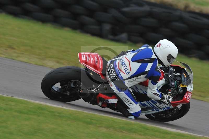 Motorcycle action photographs;anglesey circuit;anglesey trackday photographs;event digital images;eventdigitalimages;no limits trackday;oulton park circuit cheshire;peter wileman photography;trackday;trackday digital images;trackday photos;ty croes circuit wales