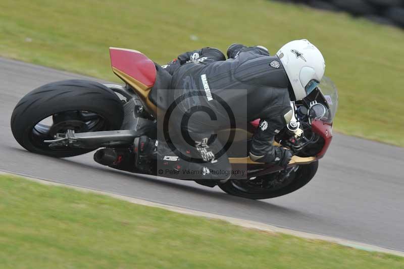 Motorcycle action photographs;anglesey circuit;anglesey trackday photographs;event digital images;eventdigitalimages;no limits trackday;oulton park circuit cheshire;peter wileman photography;trackday;trackday digital images;trackday photos;ty croes circuit wales