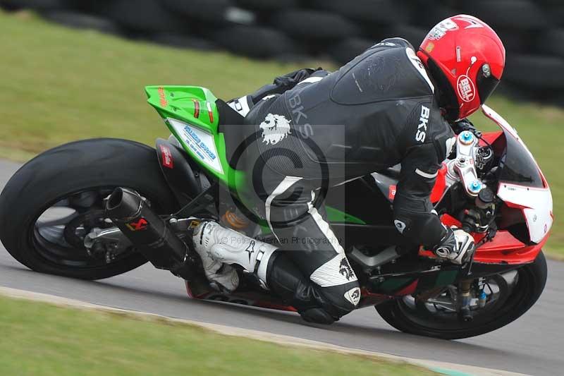 Motorcycle action photographs;anglesey circuit;anglesey trackday photographs;event digital images;eventdigitalimages;no limits trackday;oulton park circuit cheshire;peter wileman photography;trackday;trackday digital images;trackday photos;ty croes circuit wales