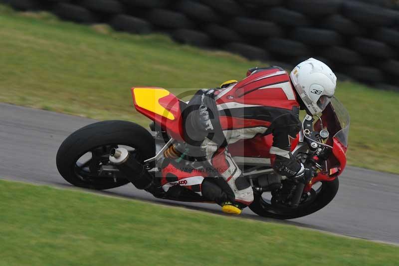 Motorcycle action photographs;anglesey circuit;anglesey trackday photographs;event digital images;eventdigitalimages;no limits trackday;oulton park circuit cheshire;peter wileman photography;trackday;trackday digital images;trackday photos;ty croes circuit wales
