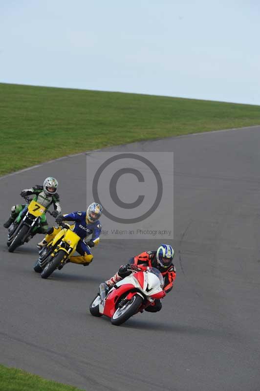 Motorcycle action photographs;anglesey circuit;anglesey trackday photographs;event digital images;eventdigitalimages;no limits trackday;oulton park circuit cheshire;peter wileman photography;trackday;trackday digital images;trackday photos;ty croes circuit wales