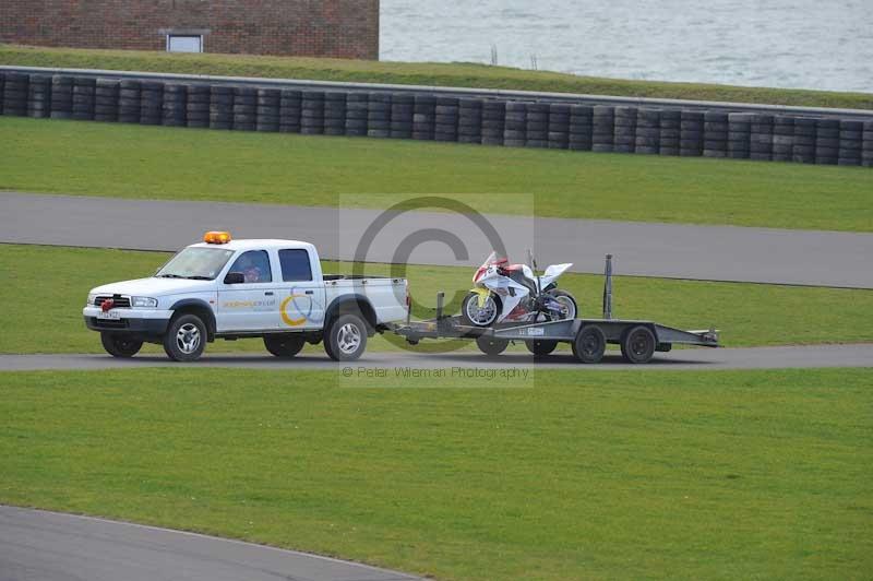 Motorcycle action photographs;anglesey circuit;anglesey trackday photographs;event digital images;eventdigitalimages;no limits trackday;oulton park circuit cheshire;peter wileman photography;trackday;trackday digital images;trackday photos;ty croes circuit wales